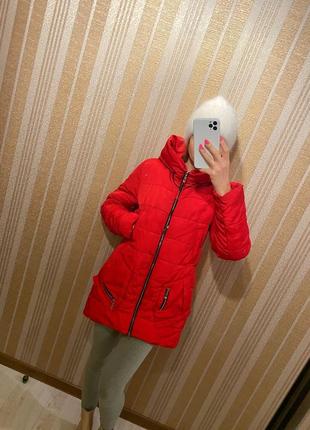 Пуховик, парка, курточка зимняя, красная, размер м3 фото