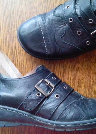 Рр 38-24,2 см стильные удобные кожаные ботинки от bata5 фото