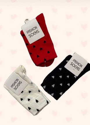 Женские носки с сердечками