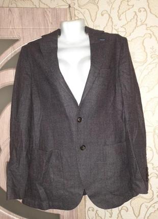 Піджак актуальний