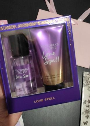 Парфумований міні спрей love spell 75 ml victoria's secret виктория сикрет вікторія сікрет оригінал6 фото