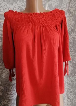 Женская блуза на плечики  жатка красная