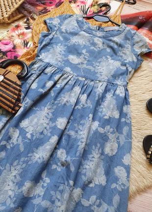 Красивое джинсовое цветочное платье5 фото