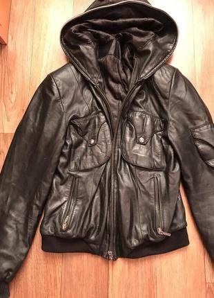 Продам шкіряну курьку