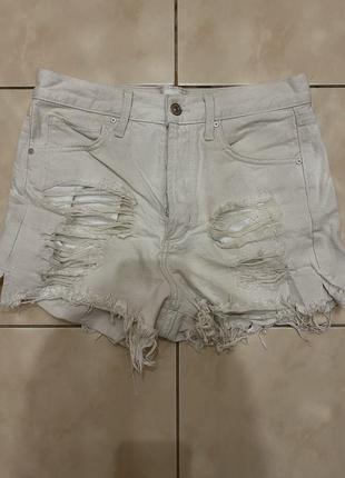 Шорти