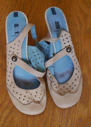 Босоніжки шкіряні розмір 40 устілка 26,3 см marc