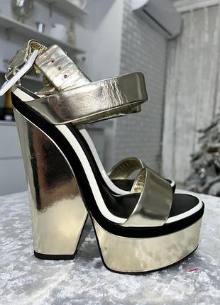 Босоножки 36 размер