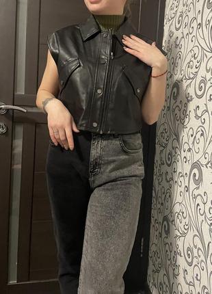 Zara жилет жилетка кожаная косуха