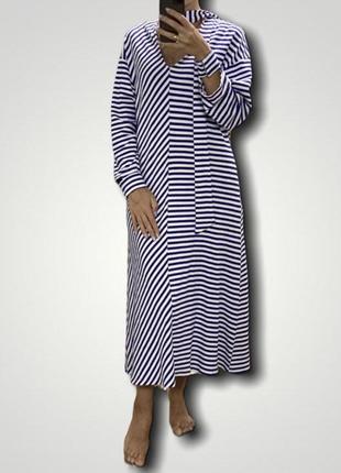 Трикотажне міді плаття в смужку2 фото