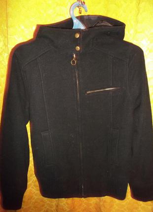 Куртка бомбер на змейке с капюшоном карман на трикотажной резинке р. м-divided