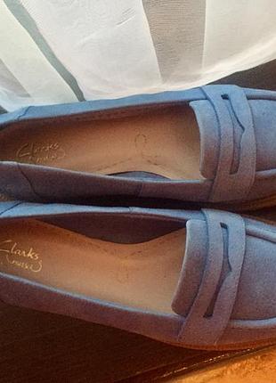 Замшевые туфли clarks