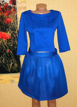 Р. 44-46 костюм новый кофточка и юбка цвет электрик синий1 фото