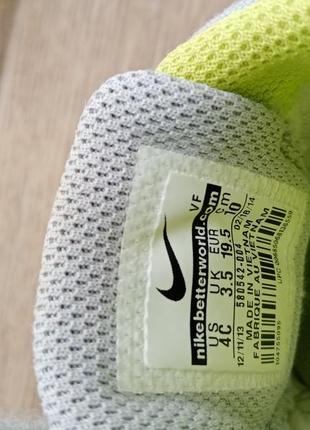 Кросівки фірми nike3 фото