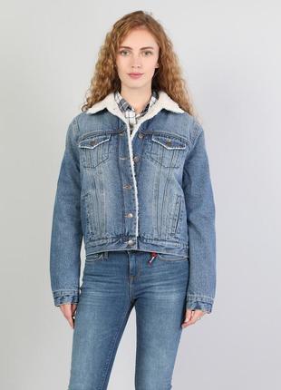 Демисезонная утепленная джинсовая куртка colin's в размере s3 фото