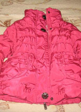 Приталенная курточка на 1 - 1.5 г. с отстёгивающимся капюшоном3 фото