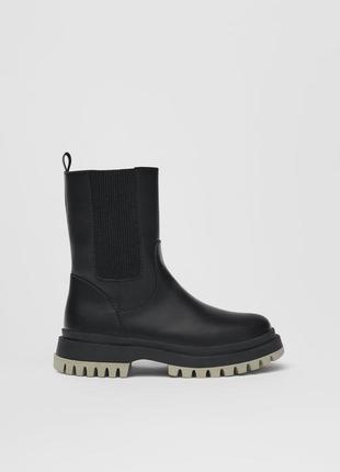 Черевики zara