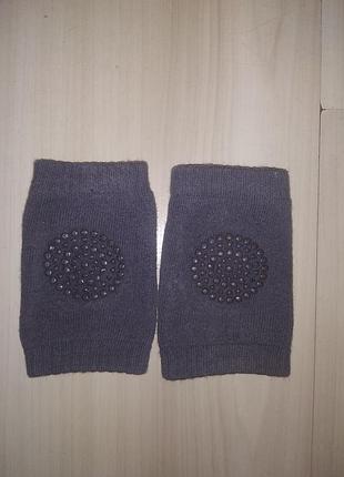 Наколінники для повзання
