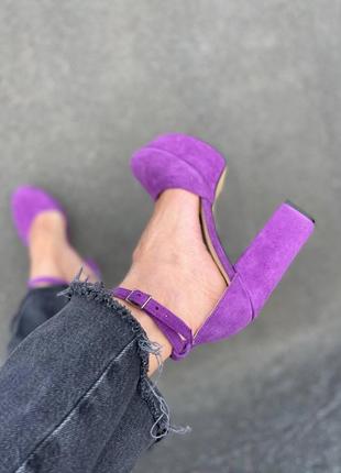 Замшеві туфлі на танкетці ручна робота