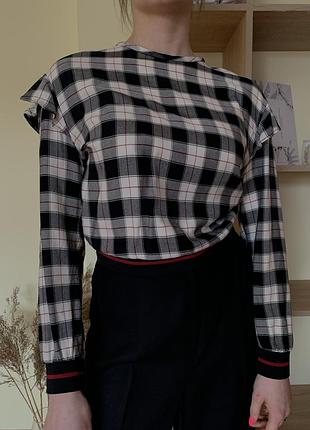 Блюза від bershka