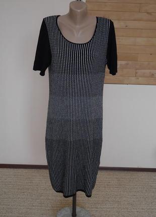 Плаття чорно-біле 14-40 євро розмір peter hahn