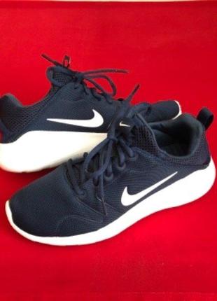 Nike Kaishi