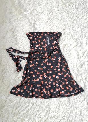 Літній грайливий кокетливе сукню-бюстьє з поясом і воланами квітковий принт з ніжною віскози ⛔ ‼1 фото