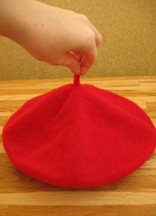 Берет красный шапка1 фото