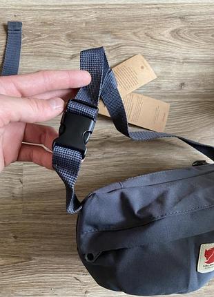 Бананка fjallraven kanken, топ качество, сумка на пояс, поясная сумочка, спортивная, не намокает, зеленая, хакки, фялравен, канкен, серый3 фото