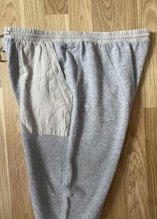 Шикарные оригинальные спортивные штаны серого цвета calvin klein  размер указан s8 фото