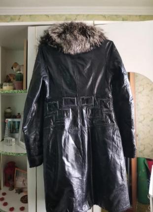 Пальто кожаное с чернобуркой и цегейкой3 фото
