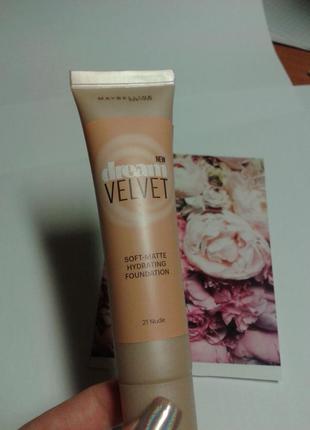 Maybelline dream velvet тональна основа 21 нюд2 фото