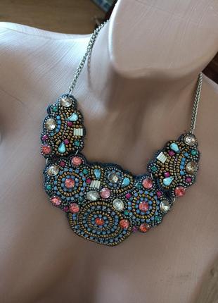 Колье ожерелье