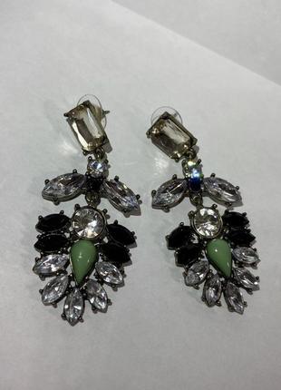 Масивные серьги , гвоздики