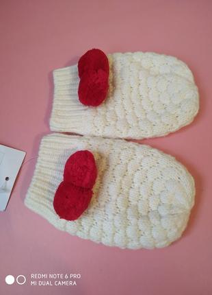 Нові теплі рукавички