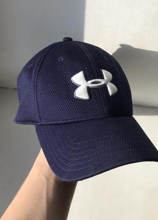 Кепка under armour