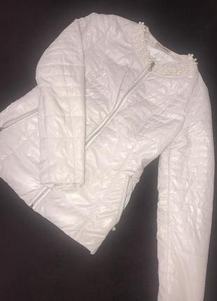 Жіноча куртка