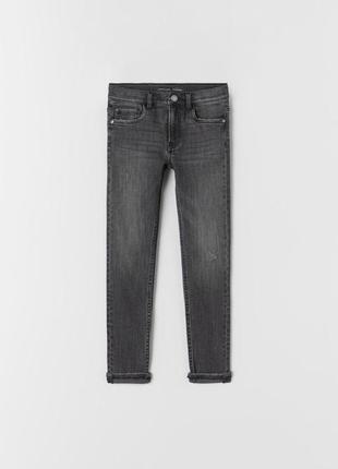 Zara джинсы для мальчика jeans