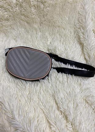 Поясная сумка из еко-кожы