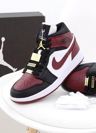 Кросівки чоловічі nike air jordan 1 retro