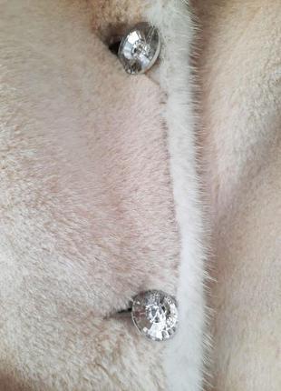 Шуба (дубленка) из натуральной стриженой ламы, отделка кожей и норкой6 фото