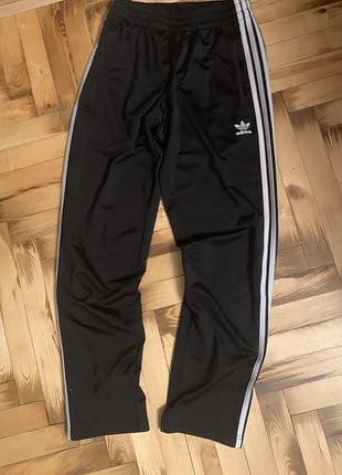 Штаны adidas
