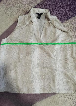 Блузка бежевая рептилия змея h&m 48-50