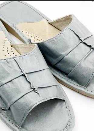 Тапочки-шлепанцы женские