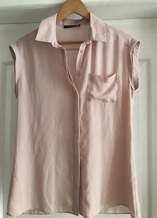 Сорочка без рукавів ніжного кольору