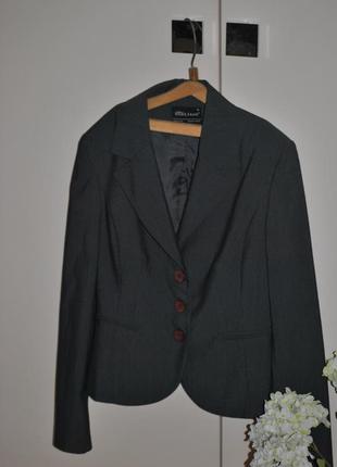 Серый укороченный пиджак, размер 38
