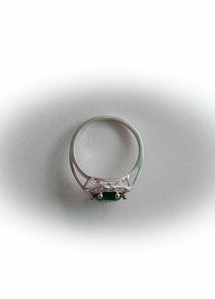 🫧 18 размер кольцо серебро с золотом фианит зелёный8 фото