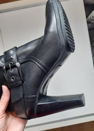 Жіночі чоботи шкіряні чорні високі лодочки сапожки6 фото