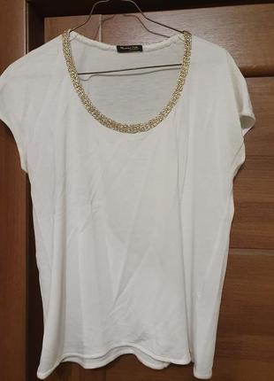 Ніжна футболочка