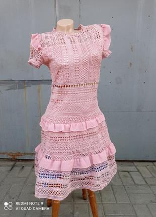 Мереживне плаття