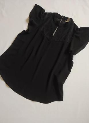 Чорна блуза з рюшами h&m